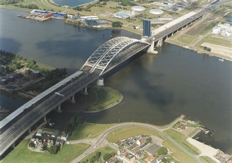 brienenoordbrug afgesloten